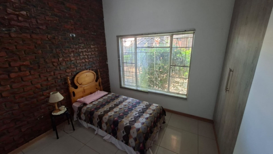 To Let 4 Bedroom Property for Rent in Chroompark Limpopo