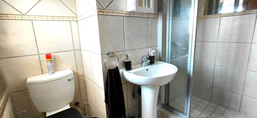 2 Bedroom Property for Sale in Bendor Limpopo