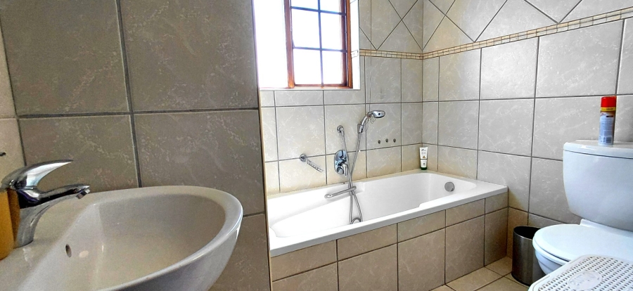 2 Bedroom Property for Sale in Bendor Limpopo