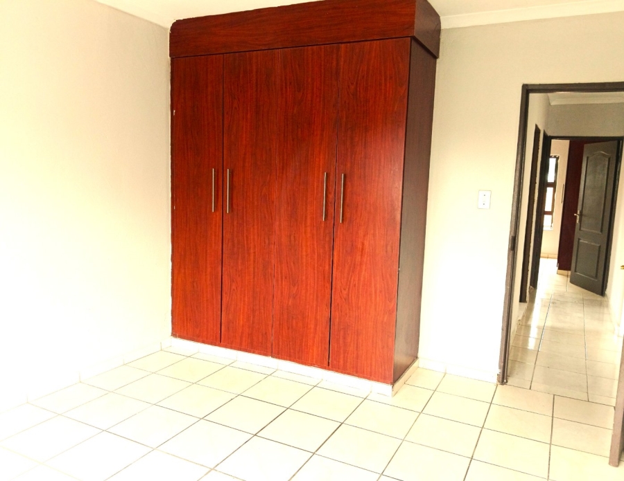 To Let 5 Bedroom Property for Rent in Thornhill Limpopo