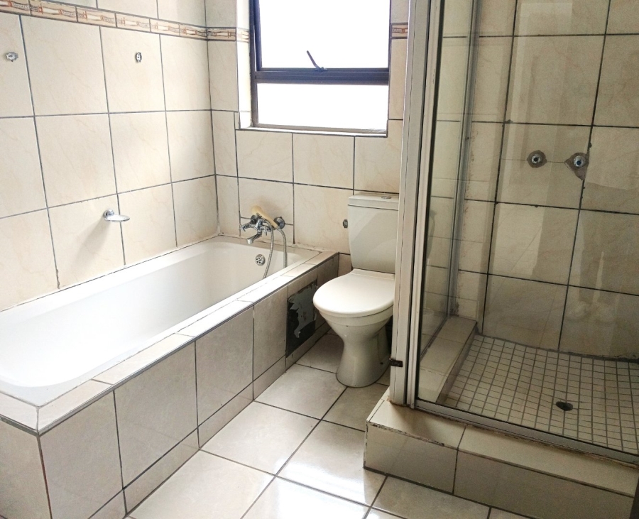 To Let 5 Bedroom Property for Rent in Thornhill Limpopo