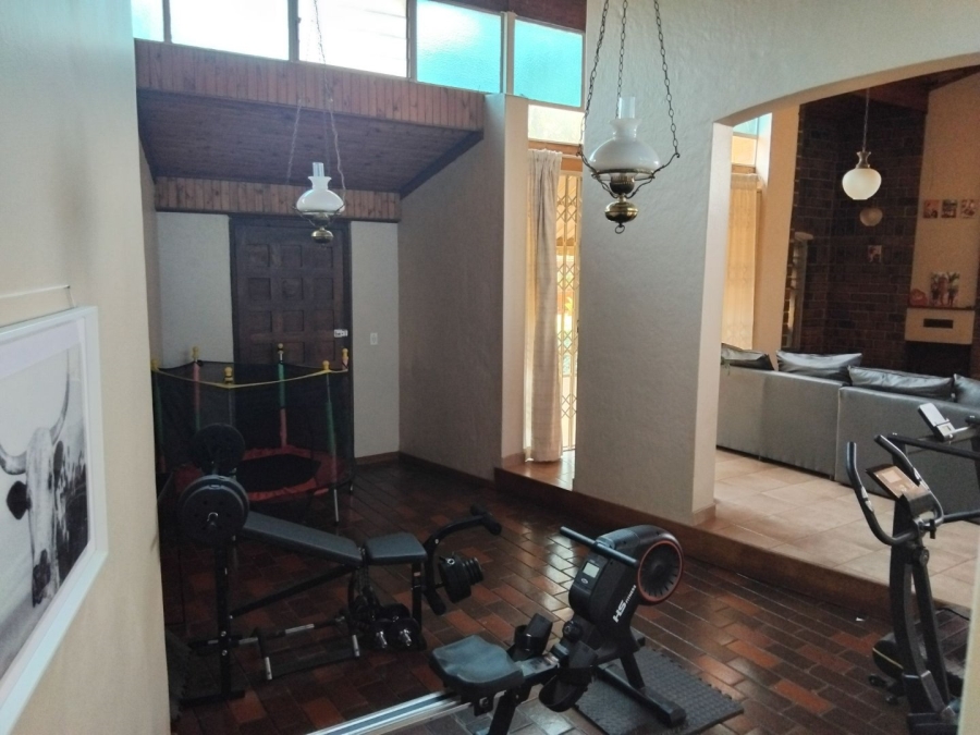 To Let 4 Bedroom Property for Rent in Kameeldoringpark Limpopo