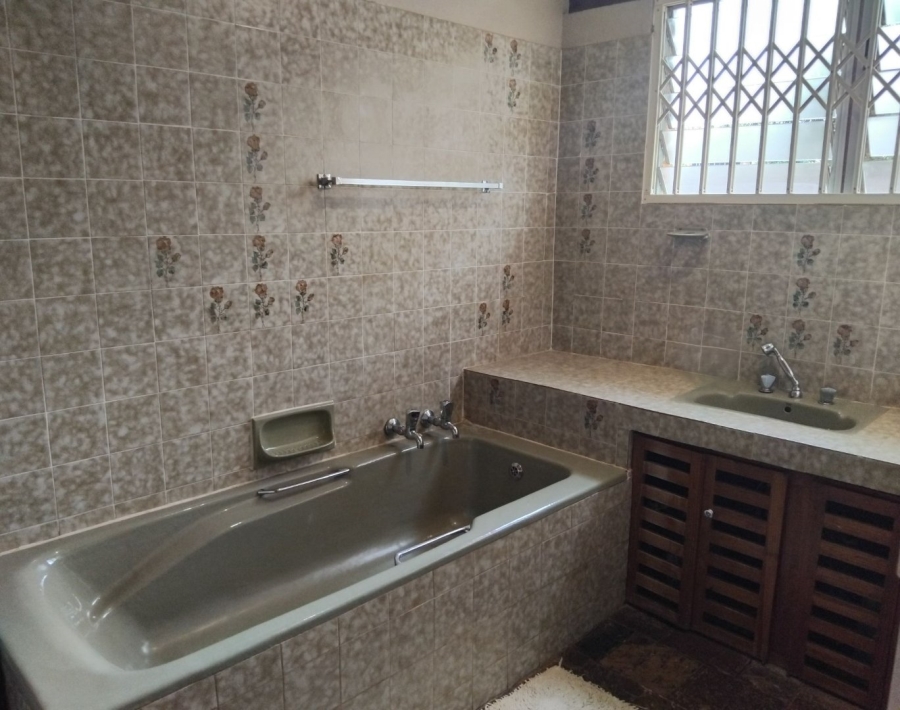 To Let 4 Bedroom Property for Rent in Kameeldoringpark Limpopo