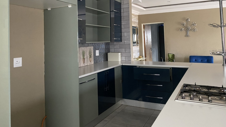 To Let 3 Bedroom Property for Rent in Mahlasedi Park Limpopo