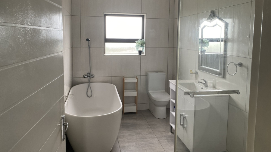 To Let 3 Bedroom Property for Rent in Mahlasedi Park Limpopo