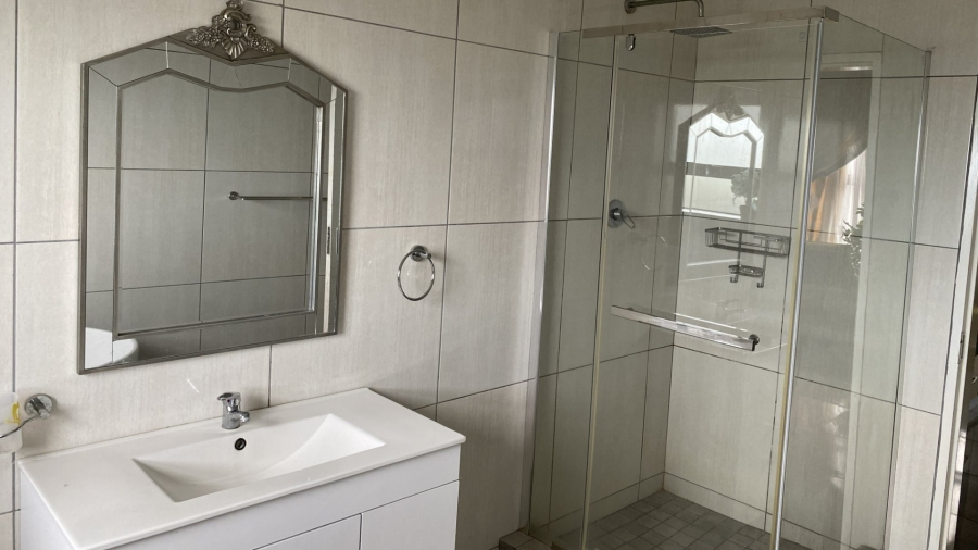 To Let 3 Bedroom Property for Rent in Mahlasedi Park Limpopo