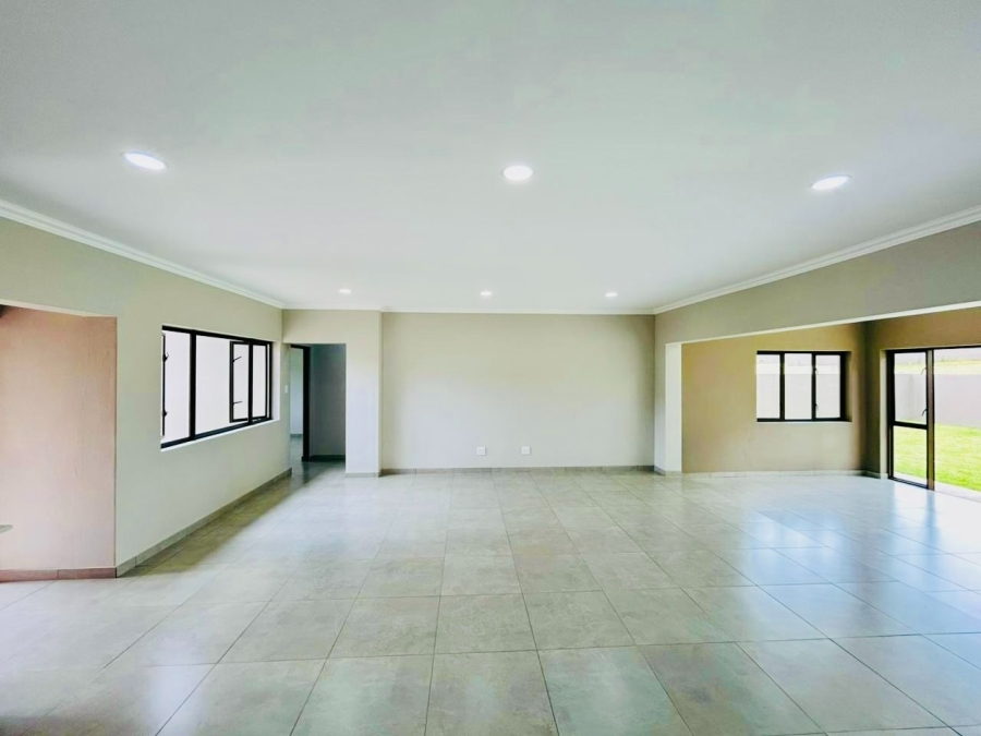 3 Bedroom Property for Sale in Fauna Park Limpopo