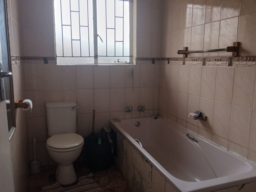 To Let 3 Bedroom Property for Rent in Madiba Park Limpopo