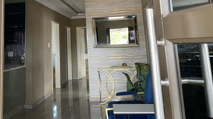 3 Bedroom Property for Sale in Mahlasedi Park Limpopo