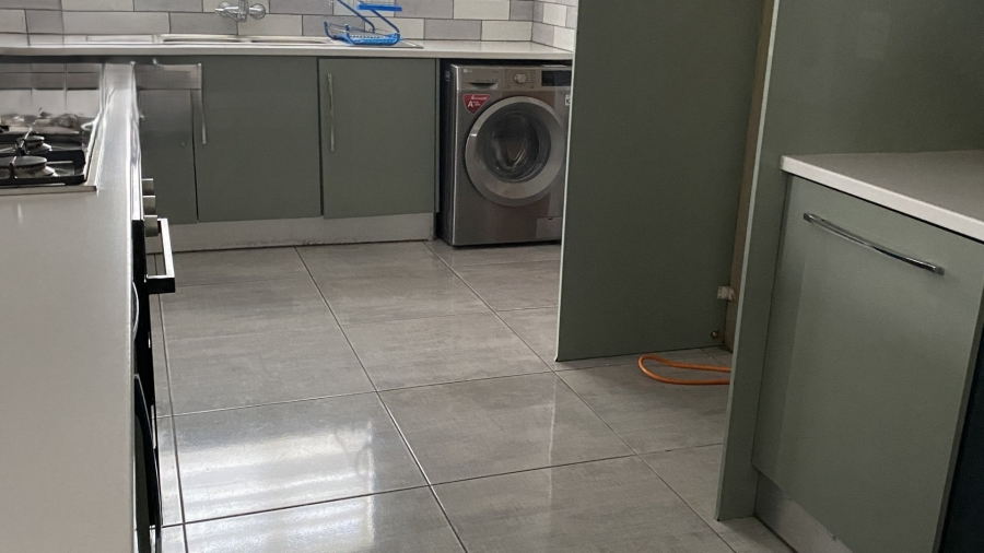 3 Bedroom Property for Sale in Mahlasedi Park Limpopo