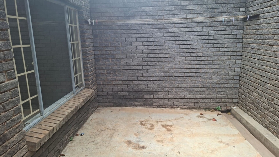 To Let 1 Bedroom Property for Rent in Mokopane Central Limpopo
