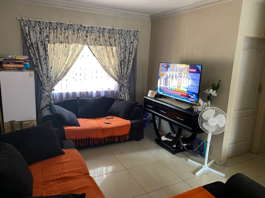 To Let 2 Bedroom Property for Rent in Mokopane Central Limpopo