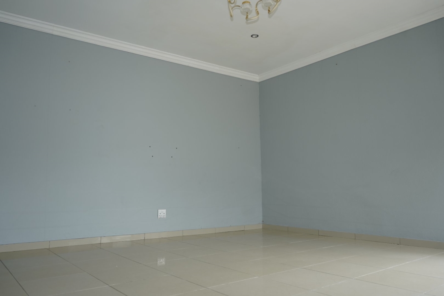 To Let 6 Bedroom Property for Rent in Thornhill Limpopo