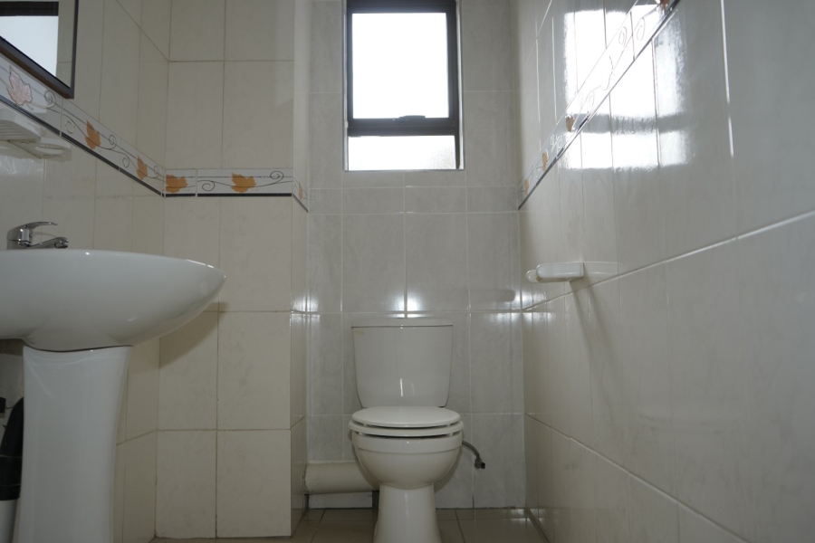 To Let 6 Bedroom Property for Rent in Thornhill Limpopo