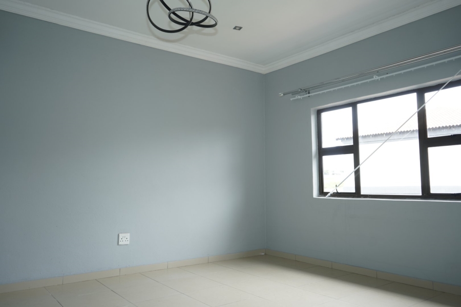 To Let 6 Bedroom Property for Rent in Thornhill Limpopo