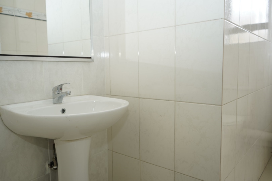 To Let 6 Bedroom Property for Rent in Thornhill Limpopo