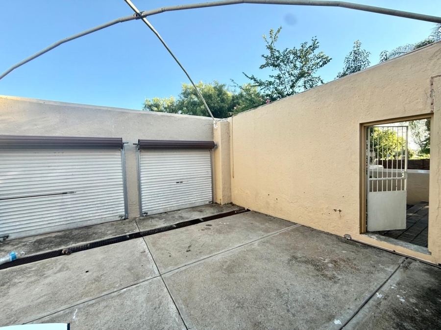 To Let  Bedroom Property for Rent in Polokwane Central Limpopo