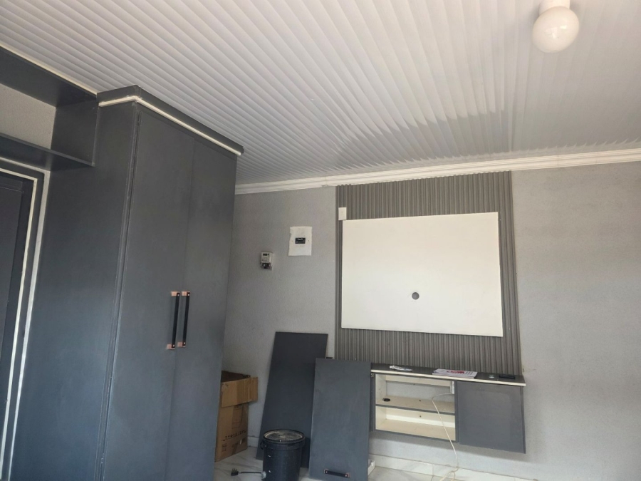 To Let 1 Bedroom Property for Rent in Nylpark Limpopo