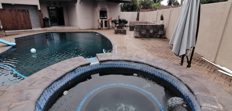5 Bedroom Property for Sale in Welgelegen Limpopo