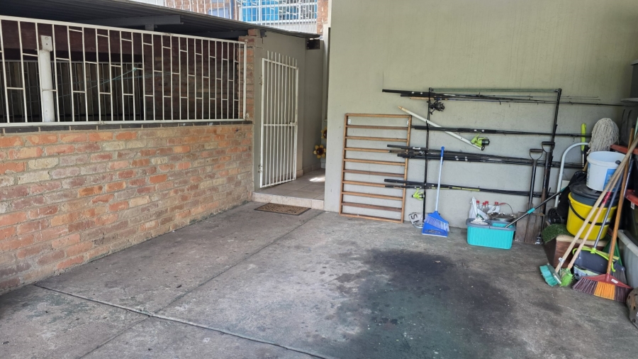 2 Bedroom Property for Sale in Arborpark Limpopo