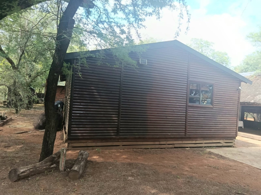 2 Bedroom Property for Sale in Leeupoort Limpopo