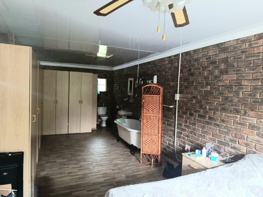 3 Bedroom Property for Sale in Leeupoort Limpopo