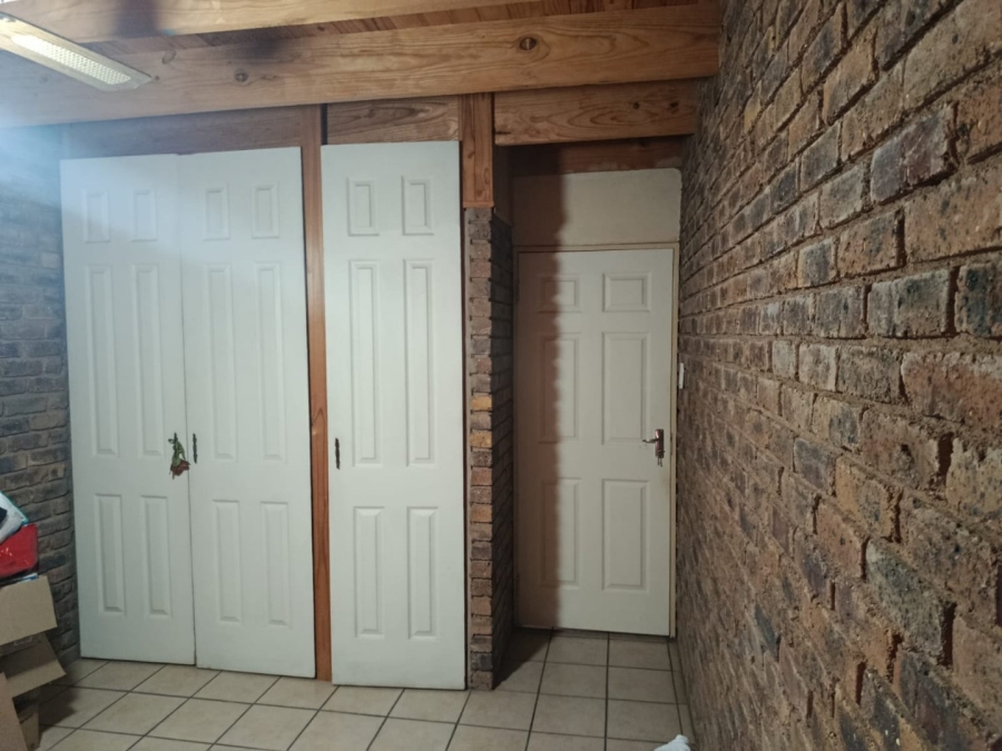 3 Bedroom Property for Sale in Leeupoort Limpopo