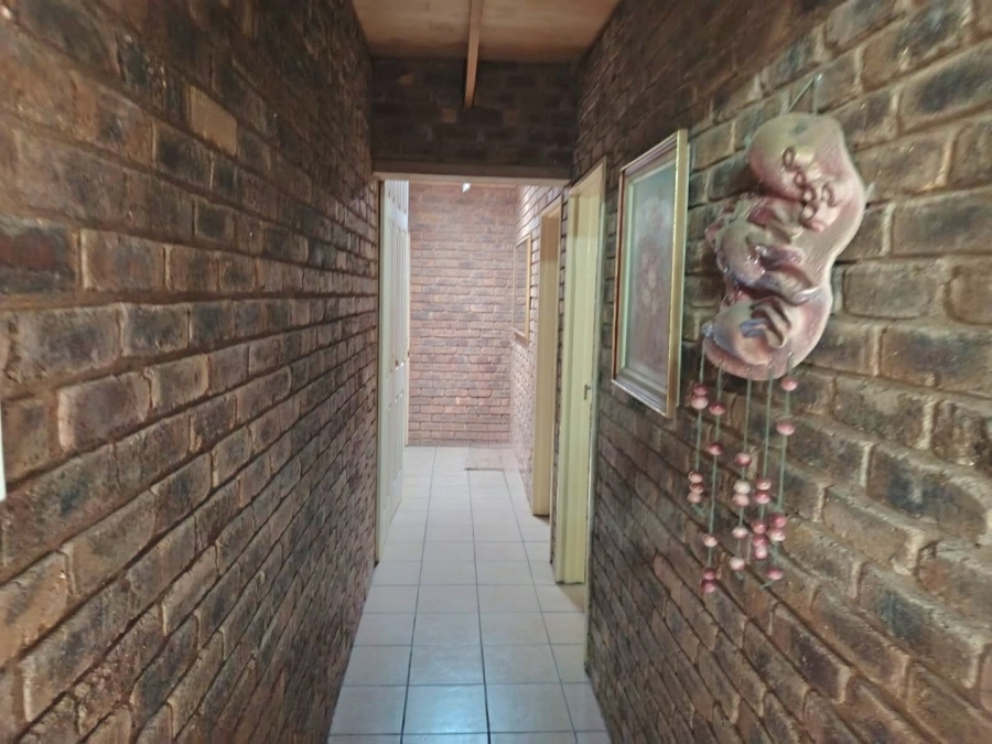 3 Bedroom Property for Sale in Leeupoort Limpopo