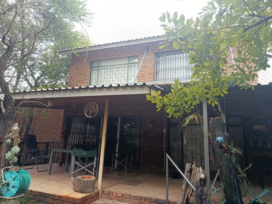 3 Bedroom Property for Sale in Leeupoort Limpopo