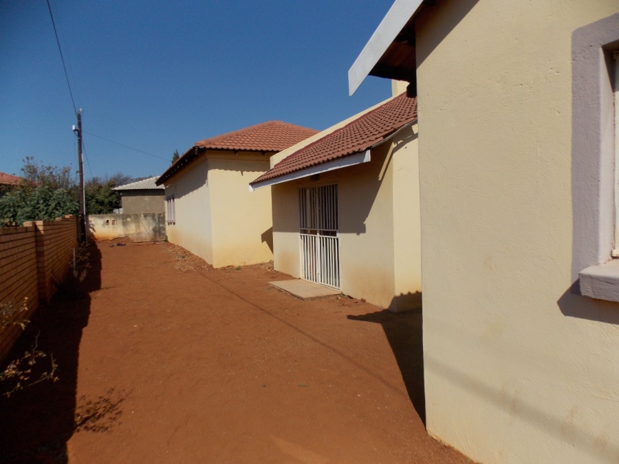 4 Bedroom Property for Sale in Flora Park Limpopo