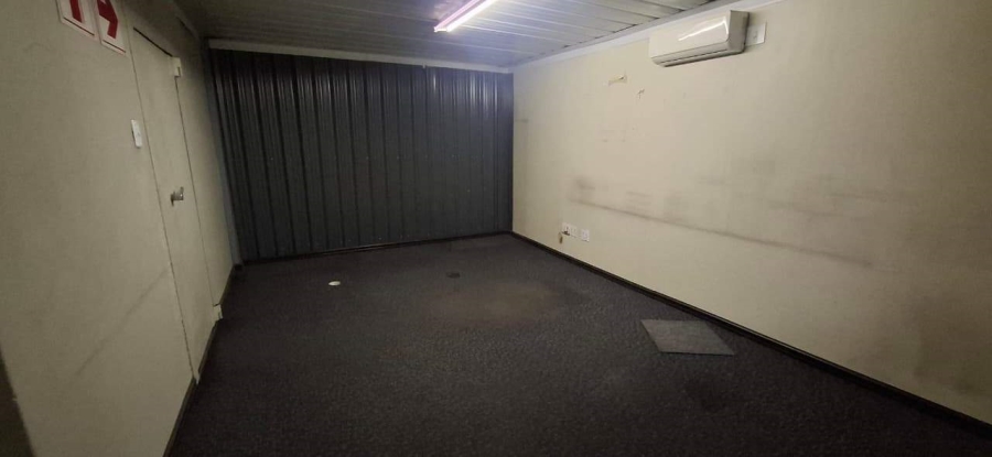 To Let Commercial Property for Rent in Nirvana Industrial Limpopo