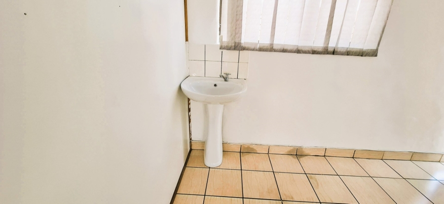 To Let commercial Property for Rent in Polokwane Central Limpopo