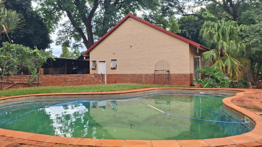 4 Bedroom Property for Sale in Chroompark Limpopo