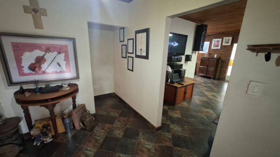 4 Bedroom Property for Sale in Chroompark Limpopo