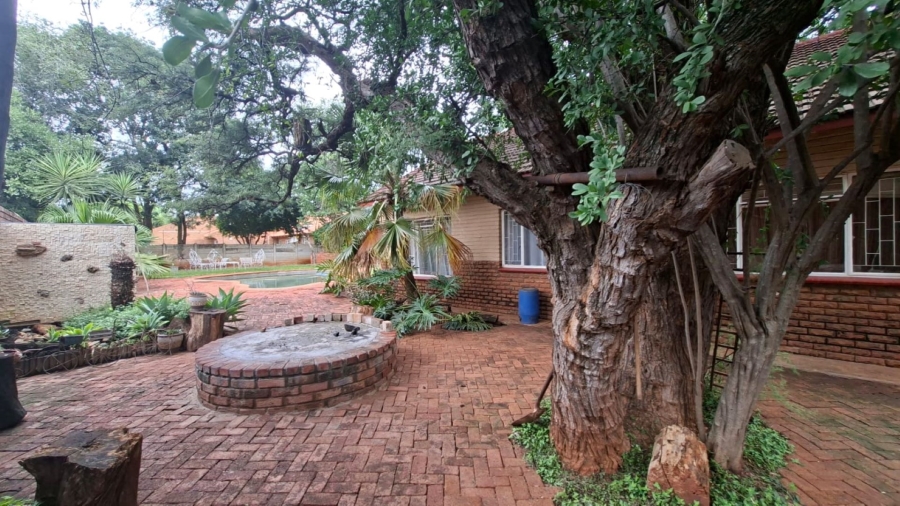4 Bedroom Property for Sale in Chroompark Limpopo