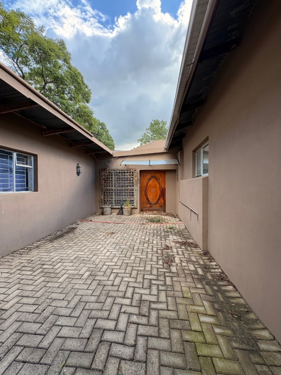 To Let commercial Property for Rent in Polokwane Central Limpopo