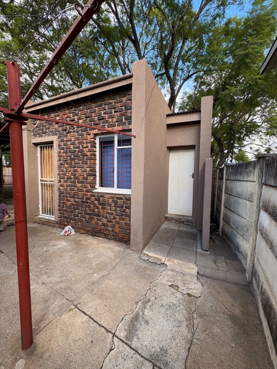 To Let commercial Property for Rent in Polokwane Central Limpopo