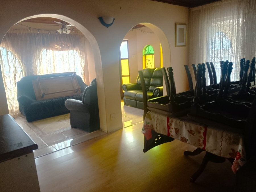 4 Bedroom Property for Sale in Westenburg Limpopo