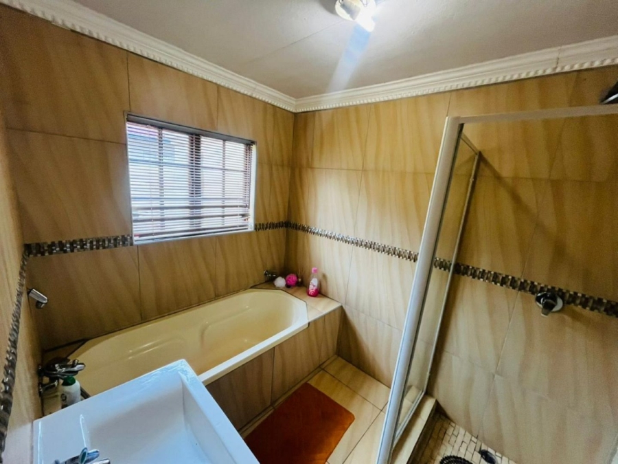 4 Bedroom Property for Sale in Mokopane Central Limpopo