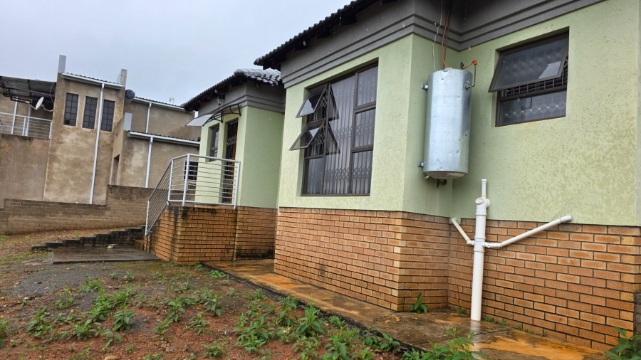 To Let 3 Bedroom Property for Rent in Premierpark Limpopo