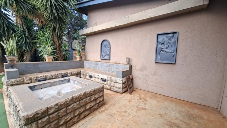 3 Bedroom Property for Sale in Kameeldoringpark Limpopo