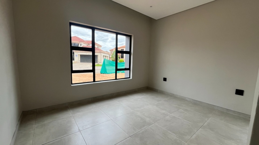 3 Bedroom Property for Sale in Vharanani Limpopo