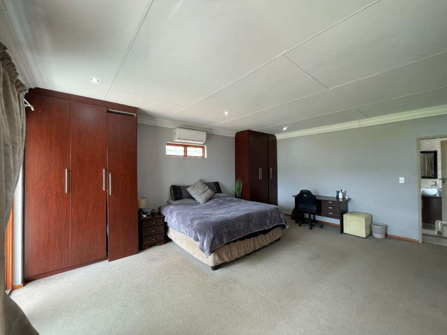 3 Bedroom Property for Sale in Bendor Limpopo