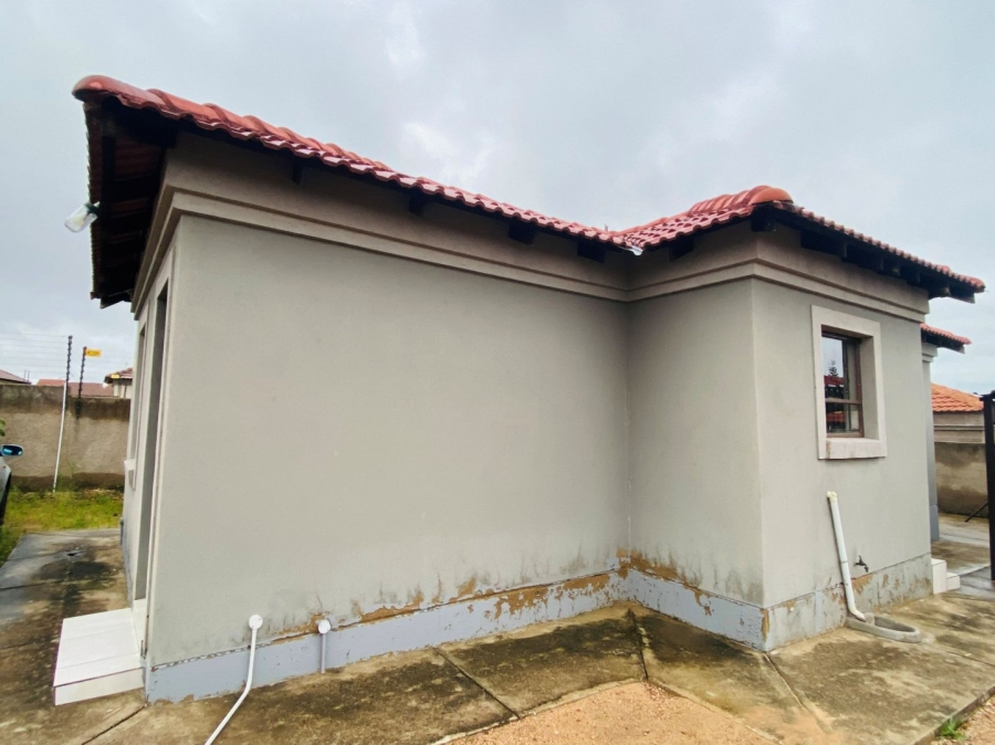 3 Bedroom Property for Sale in Polokwane Ext 78 Limpopo