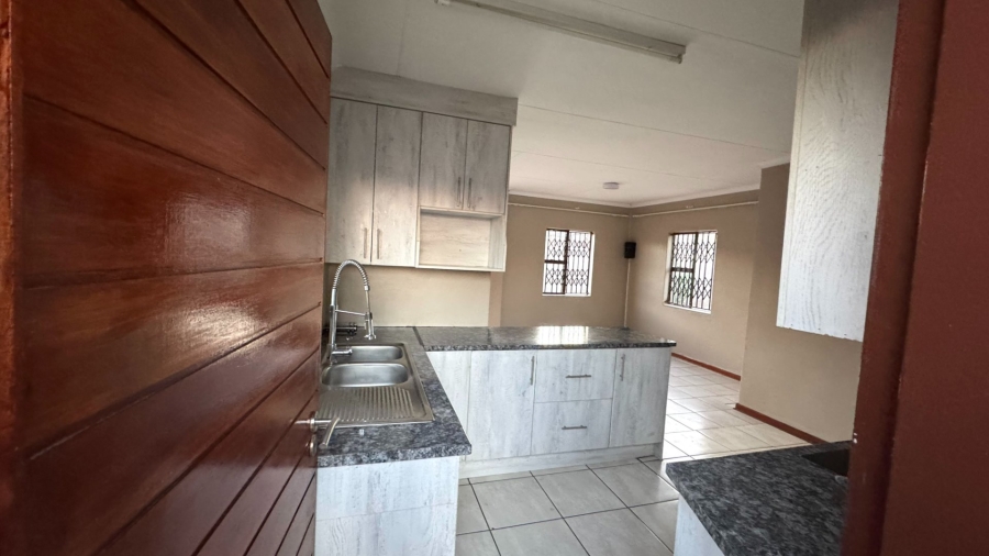 3 Bedroom Property for Sale in Polokwane Ext 78 Limpopo