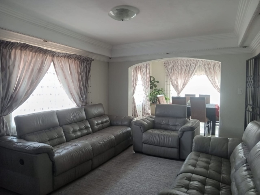 To Let 4 Bedroom Property for Rent in Bendor Limpopo