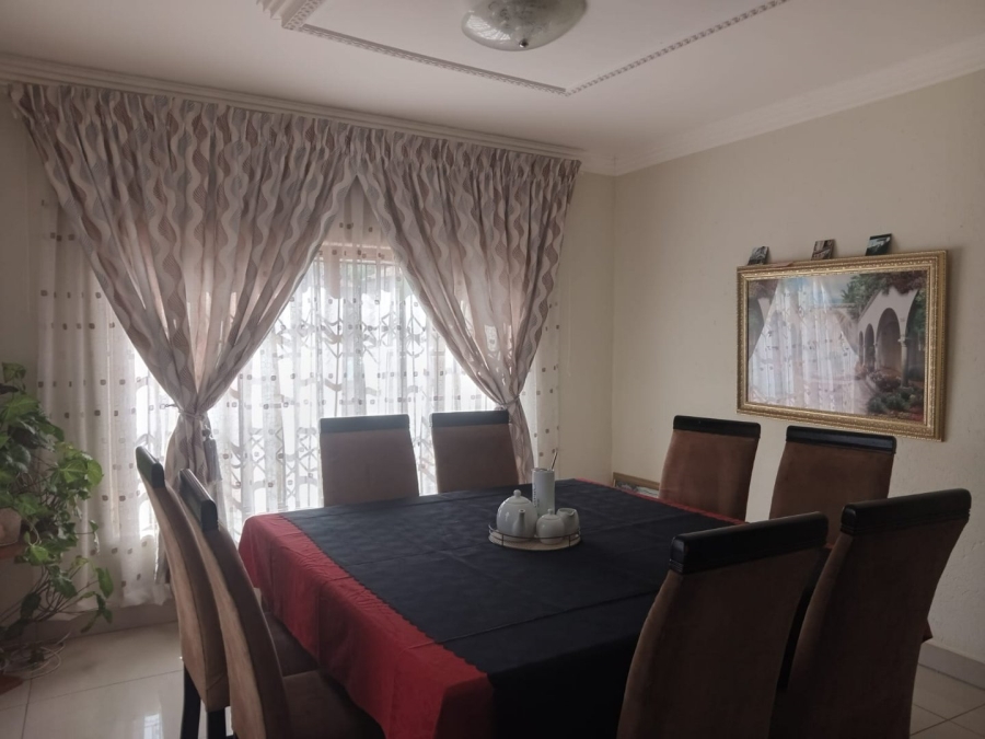 To Let 4 Bedroom Property for Rent in Bendor Limpopo