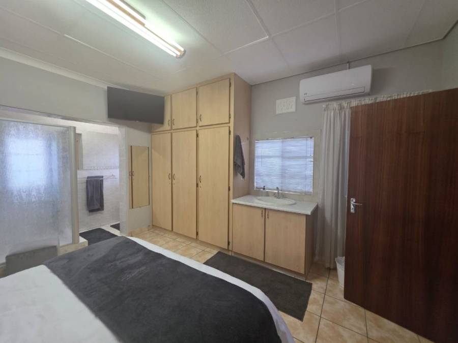 To Let 4 Bedroom Property for Rent in Polokwane Central Limpopo