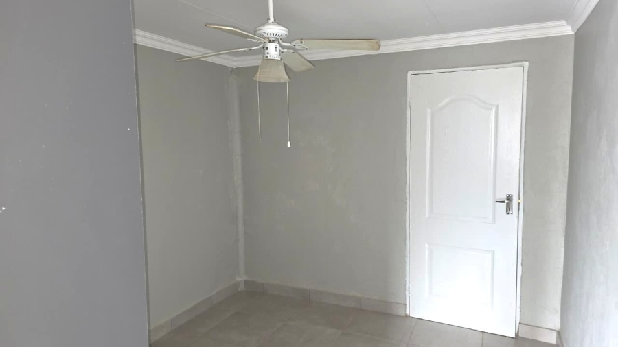 To Let 1 Bedroom Property for Rent in Aquapark Limpopo