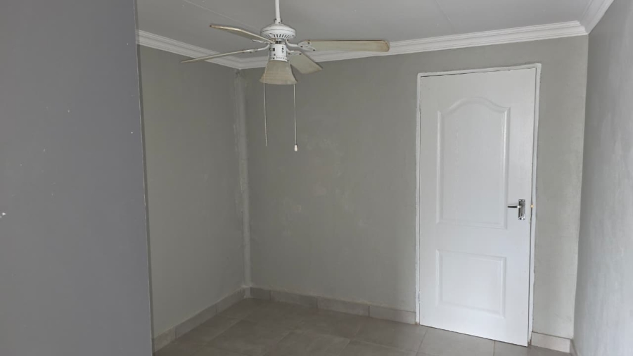 To Let 1 Bedroom Property for Rent in Aquapark Limpopo